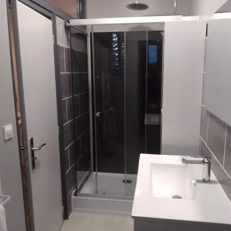Lägenhet Entre Thermes Et Centre *